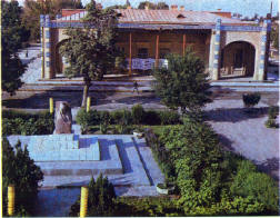 Central Asia's first Lenin statue